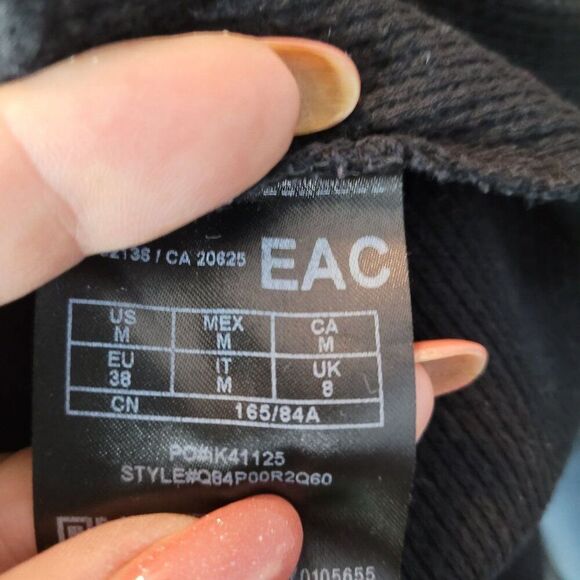 Y2K‎ Guess Black Long-Sleeve Thermal Knit Top Womens Sz M Gold Rhinestone Logo - Picture 5 of 12